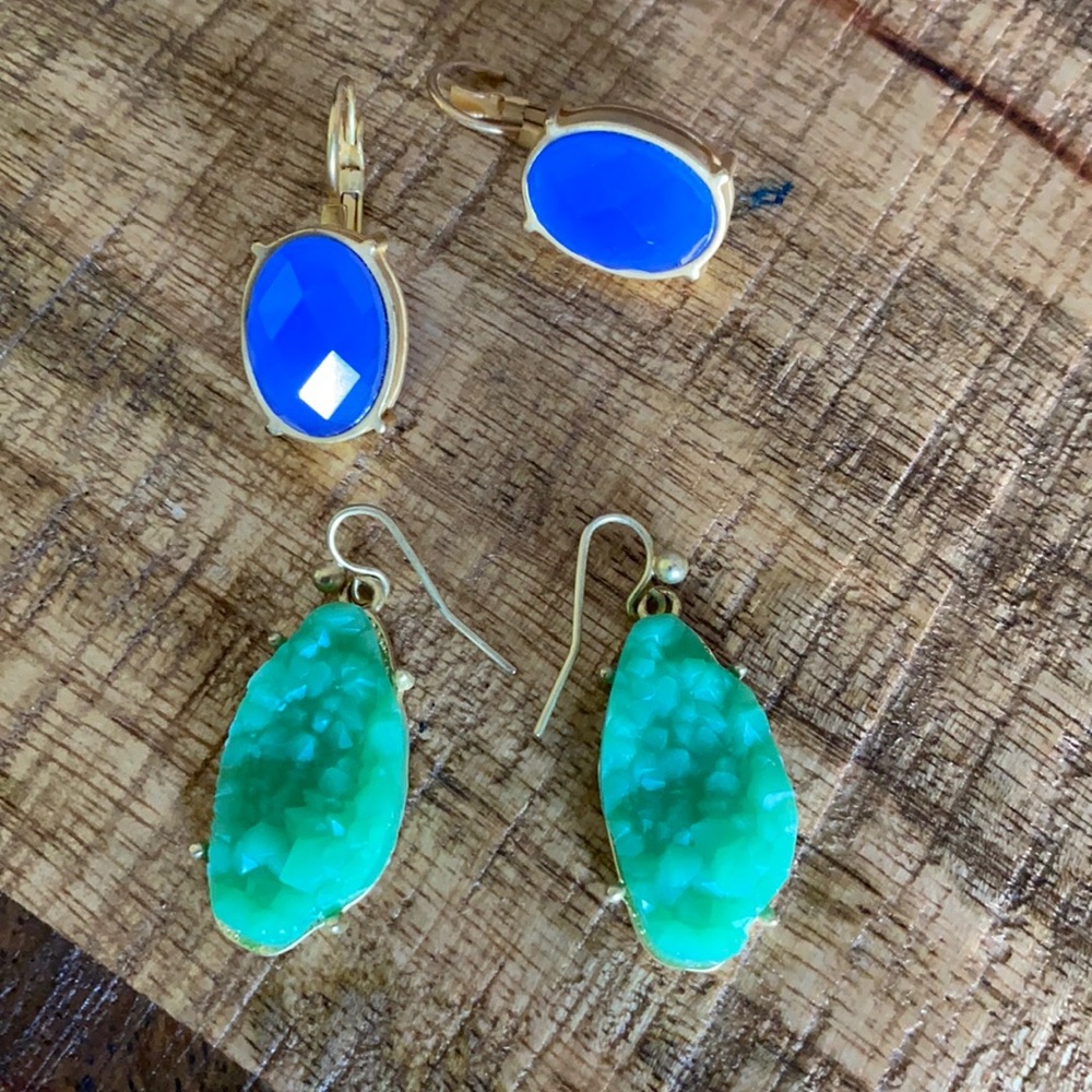 2 pair earrings